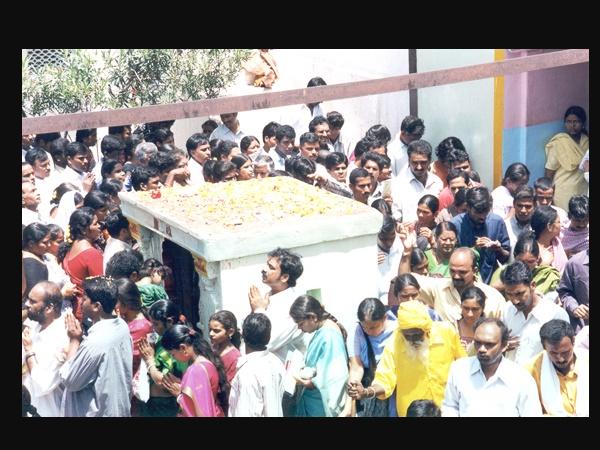 ದೇವಾಲಯಕ್ಕೆ108 ಸುತ್ತು ಸುತ್ತಬೇಕು 