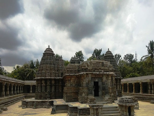 ಸೋಮೇಶ್ವರ ದೇವಸ್ಥಾನ, ಪುರ