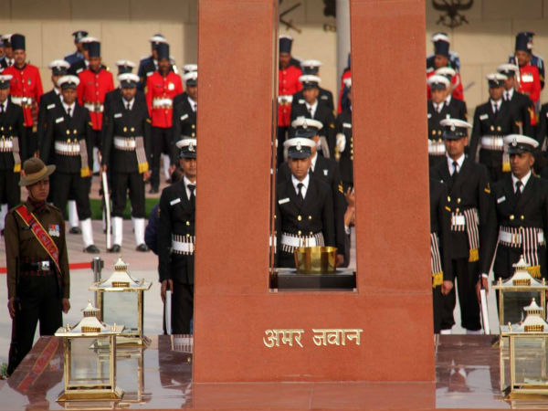 ಸೈನಿಕರ ಶೌರ್ಯವನ್ನು ಪ್ರದರ್ಶೀಸುವ ಗ್ಯಾಲರಿ ಇದೆ