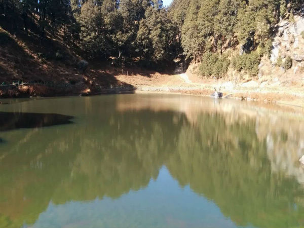 ವೃತ್ತಾಕಾರದ ಕೆರೆ