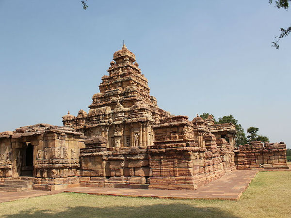 ವಿರೂಪಾಕ್ಷ ದೇವಾಲಯ ವಿರೂಪಾಕ್ಷ ದೇವಾಲಯ