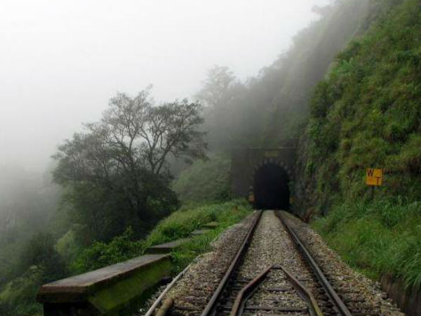 ಧೋನಿಗಲ್-ಯೆಡಕುಮೇರಿ