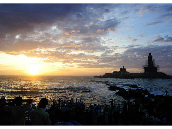 ಕನ್ಯಾಕುಮಾರಿಯಲ್ಲಿನ ಸೂರ್ಯೋದಯ 