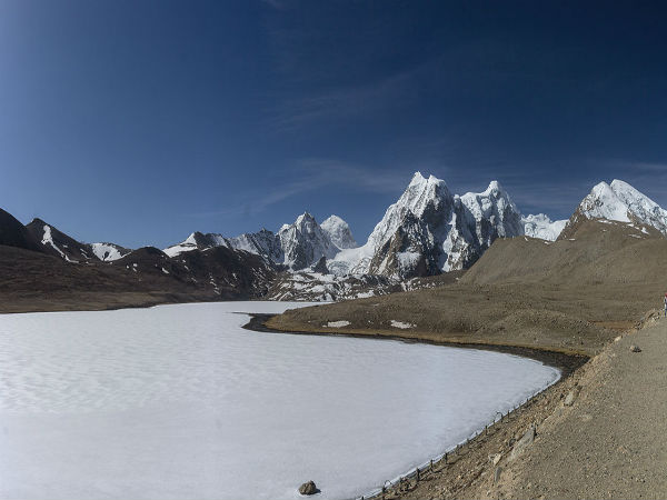 1. ಗುರುಡೊಂಗ್ಮಾರ್ ಸರೋವರ ಸಿಕ್ಕಿಂ