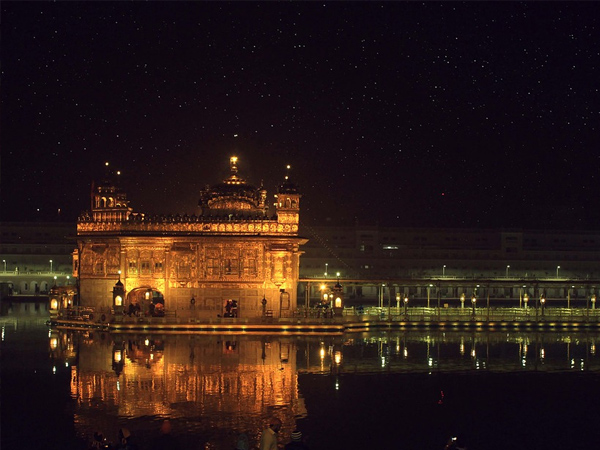 7. ಗುರುನಾನಕ್ ಜಯಂತಿ 