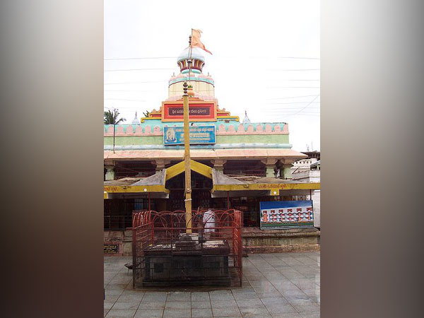 7) ಬನಶಂಕರಿ ದೇವಸ್ಥಾನ: