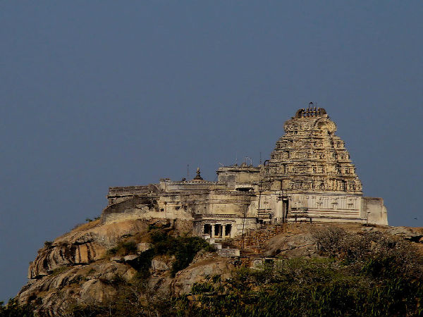 6. ಮೇಲುಕೋಟೆ- ಮಂಡ್ಯ