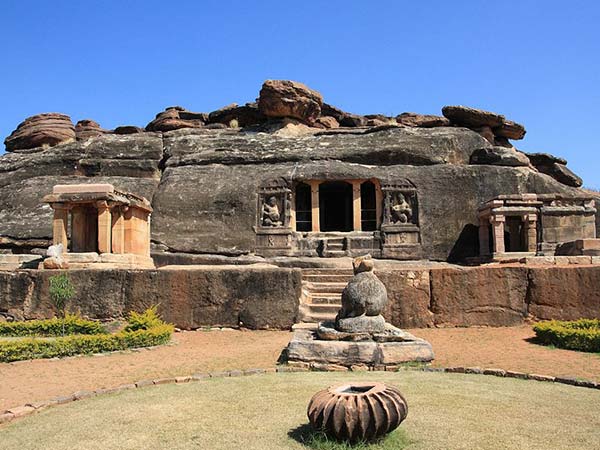 ಐಹೊಳೆ ಗುಹೆ ದೇವಾಲಯಗಳು