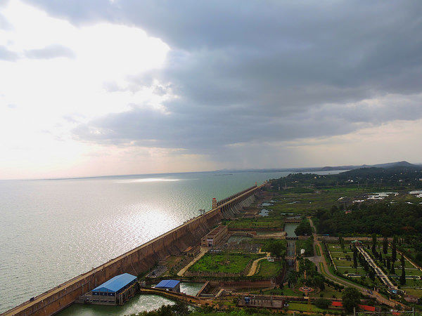  ಹೇಮಾವತಿ ಅಣೆಕಟ್ಟು 