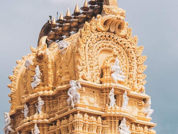 ಚಾಮುಂಡೇಶ್ವರಿ ದೇವಾಲಯ ಚಾಮುಂಡೇಶ್ವರಿ ದೇವಾಲಯ