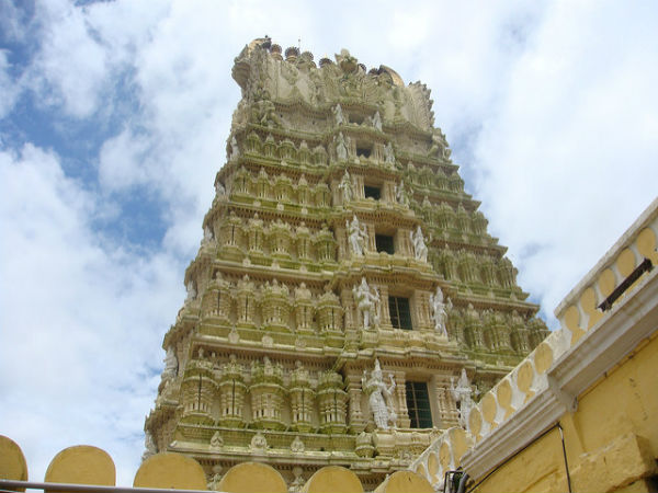 ಶ್ವೇತ ವರಾಹಸ್ವಾಮಿ ದೇವಾಲಯ ಶ್ವೇತ ವರಾಹಸ್ವಾಮಿ ದೇವಾಲಯ