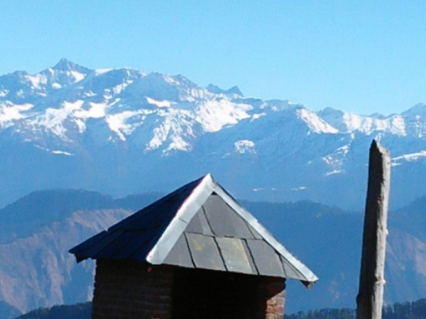 ದೇವಾಲಯಕ್ಕೆ ನಾಲ್ಕು ದ್ವಾರಗಳಿವೆ 