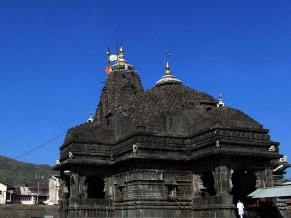 ತ್ರಿಯಂಬಕೇಶ್ವರ ಶಿವ ದೇವಾಲಯ- ಮಹಾರಾಷ್ಟ್ರ ತ್ರಿಯಂಬಕೇಶ್ವರ ಶಿವ ದೇವಾಲಯ- ಮಹಾರಾಷ್ಟ್ರ