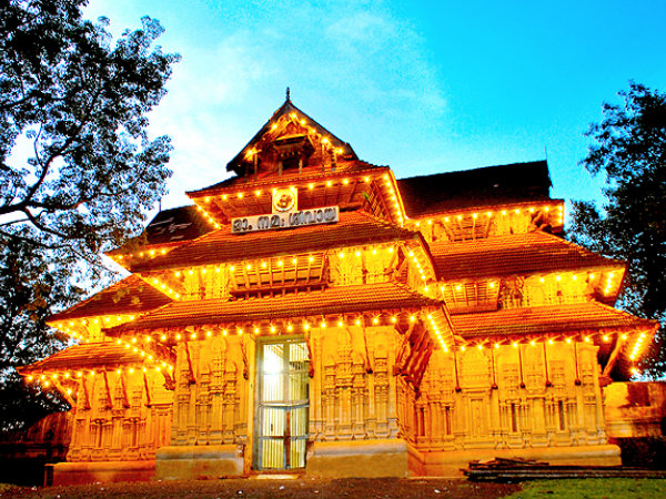 ವಡಕ್ಕುನ್ನಾಥನ್ ದೇವಾಲಯ ವಡಕ್ಕುನ್ನಾಥನ್ ದೇವಾಲಯ