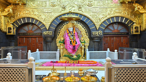 budgettourpackagetoshirdi budgettourpackagetoshirdi