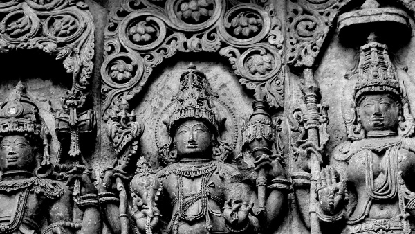 belur-intricates