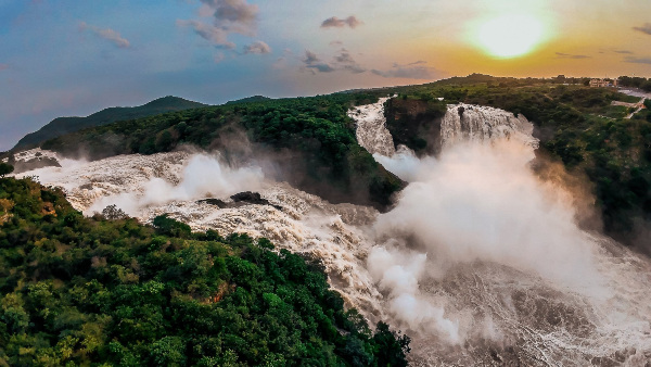 shivanasamudra waterfalls
