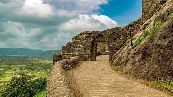 shivnerifort pune