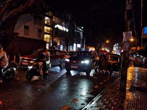 ബെംഗളൂരു കാലാവസ്ഥ: നഗരത്തിൽ മെയ് 6 വരെ യെല്ലോ അലര്‍ട്ട്..മഴ കനക്കുന്നത് ചൊവ്വാഴ്ച രാത്രി