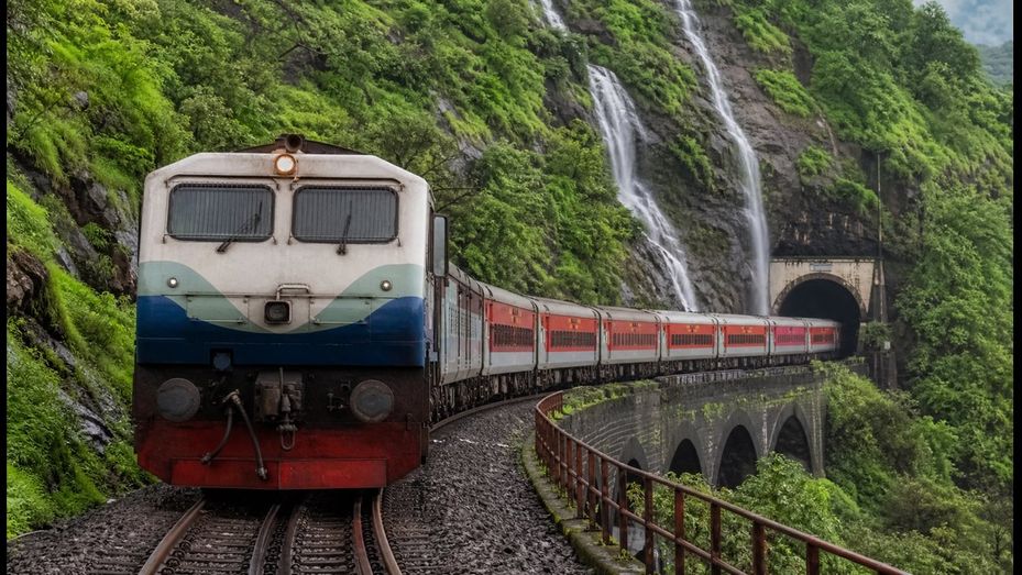 മഡ്ഗാവ് - ബംഗളൂരു യാത്രക്കാർക്ക് സന്തോഷവാർത്ത; പുതിയ സ്പെഷ്യൽ ട്രെയിൻ സർവീസ് ഇന്ന് മുതൽ, അറിയേണ്ടതെല്ലാം