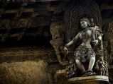 ഹാസ്സനെക്കുറിച്ച് 10 കാര്യങ്ങള്‍