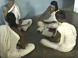 ഈ ഗ്രാമത്തില്‍ സംസ്‌കൃതമാണ് പ്രധാന ഭാഷ