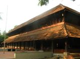 ആനക്കോട്ട ആയി മാറിയ വടക്കൻ വീരഗാഥയിലെ കൊട്ടാരം 