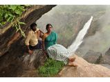 വെ‌ള്ളിത്തിരയിലെ വെള്ളച്ചാട്ടങ്ങൾ!