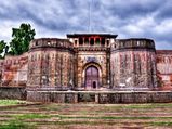പൗര്‍ണമി നാളില്‍ വിലാപം കേള്‍ക്കുന്ന കോട്ട