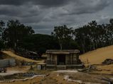 ചരിത്രം മണലാരണ്യത്തില്‍ ഉറങ്ങുന്ന കന്നഡനാട്