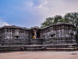 നക്ഷത്രം പോലെ ആയിരം തൂണുകളുള്ള അപൂര്‍വ്വ ക്ഷേത്രം