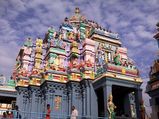 കടബാധ്യതയിലാണോ...ഈ  ലക്ഷ്മി ക്ഷേത്രങ്ങള്‍ സന്ദര്‍ശിക്കാം