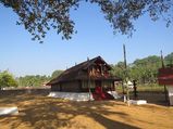ആദിവാസി മൂപ്പൻമാർ കൊടിയേറ്റു നടത്തുന്ന ഉത്സവം..വഴികൾ മറക്കാത്ത വയനാടിന്റെ കഥ ഇതാണ്!!