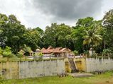 ഇരുമുടിക്കെട്ടും പതിനെട്ടാം പടിയും വേണ്ട..യുവതികള്‍ക്കും  കയറാം  ശബരിമലയിൽ 