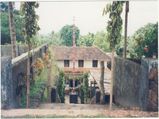 വിചിത്രകഥകളുമായി ഭൂമിക്കടയിലെ ശിവന്റെ ഗുഹ