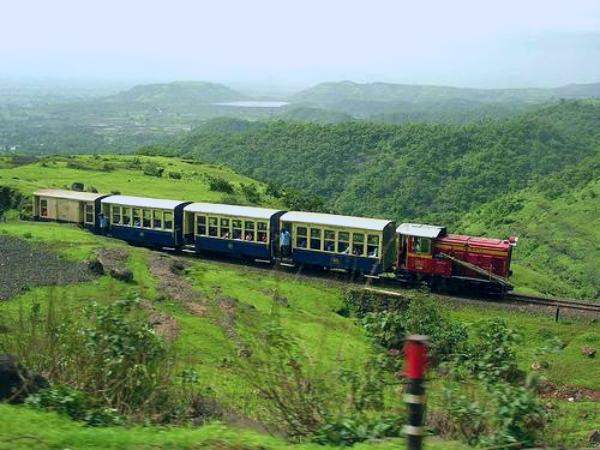 മാതരേൻ റെയിൽവെ