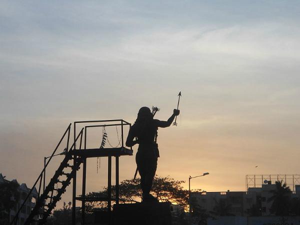 ആല്ലൂരി സീത രാമ രാജു പ്രതിമ