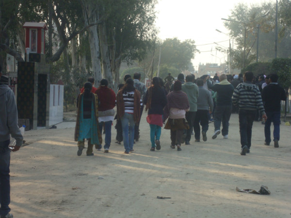 വാഗ അതിർത്തിയിലേക്ക്