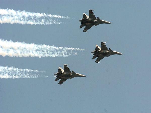 ആകശത്തെ പ്രകടനം