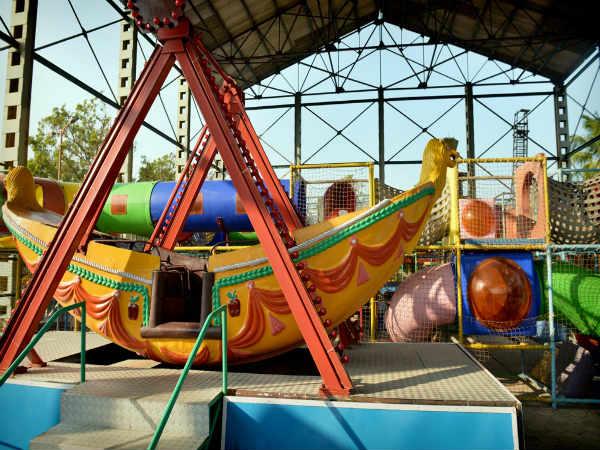 കിഡ്സ് സ്വിംഗ്