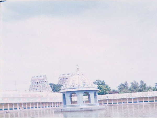 എത്തിച്ചേരാൻ