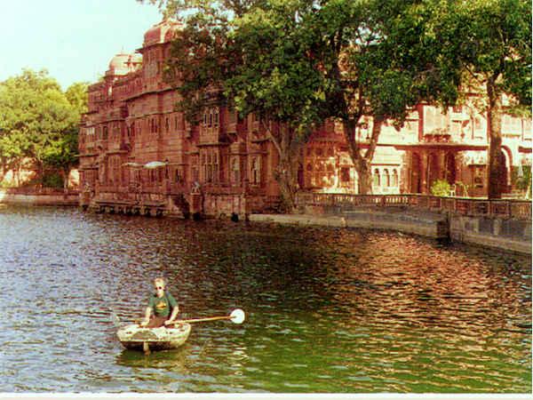 ഗജ്‌നെര്‍ പാലസ്, ബിക്കാനീര്‍