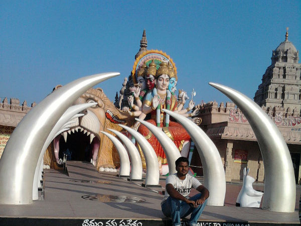 സുരേന്ദ്രപുരി 