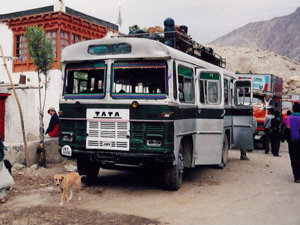 നുബ്രവാലിയിലേക്കുള്ള ബസ്