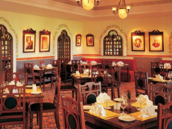 താമസം (Where to Stay)