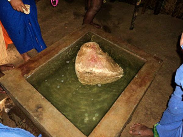 ഒഴുകുന്ന കല്ലുകൾ