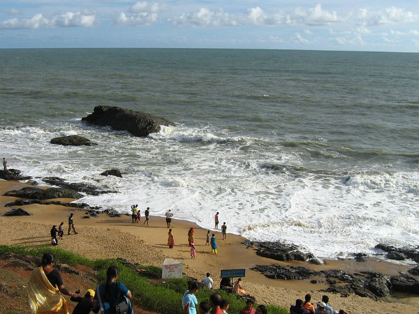 1) ബേക്കൽ ബീച്ചിലെ സൂര്യോദയം