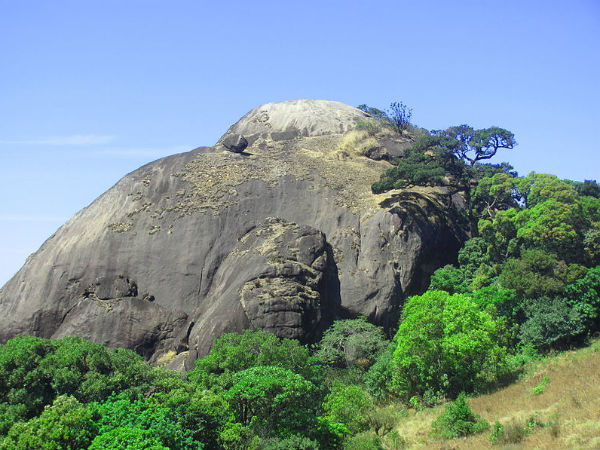 ഗരുഡൻപാറ