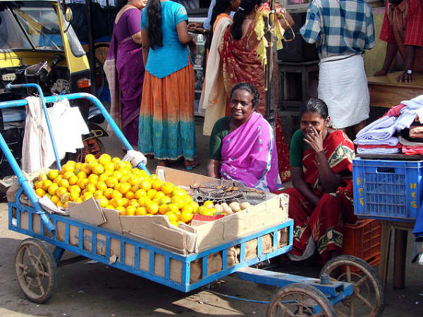 വഴിയോരകച്ചവടം