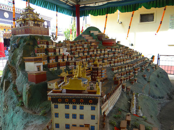 ബുദ്ധമത പഠനകേന്ദ്രം